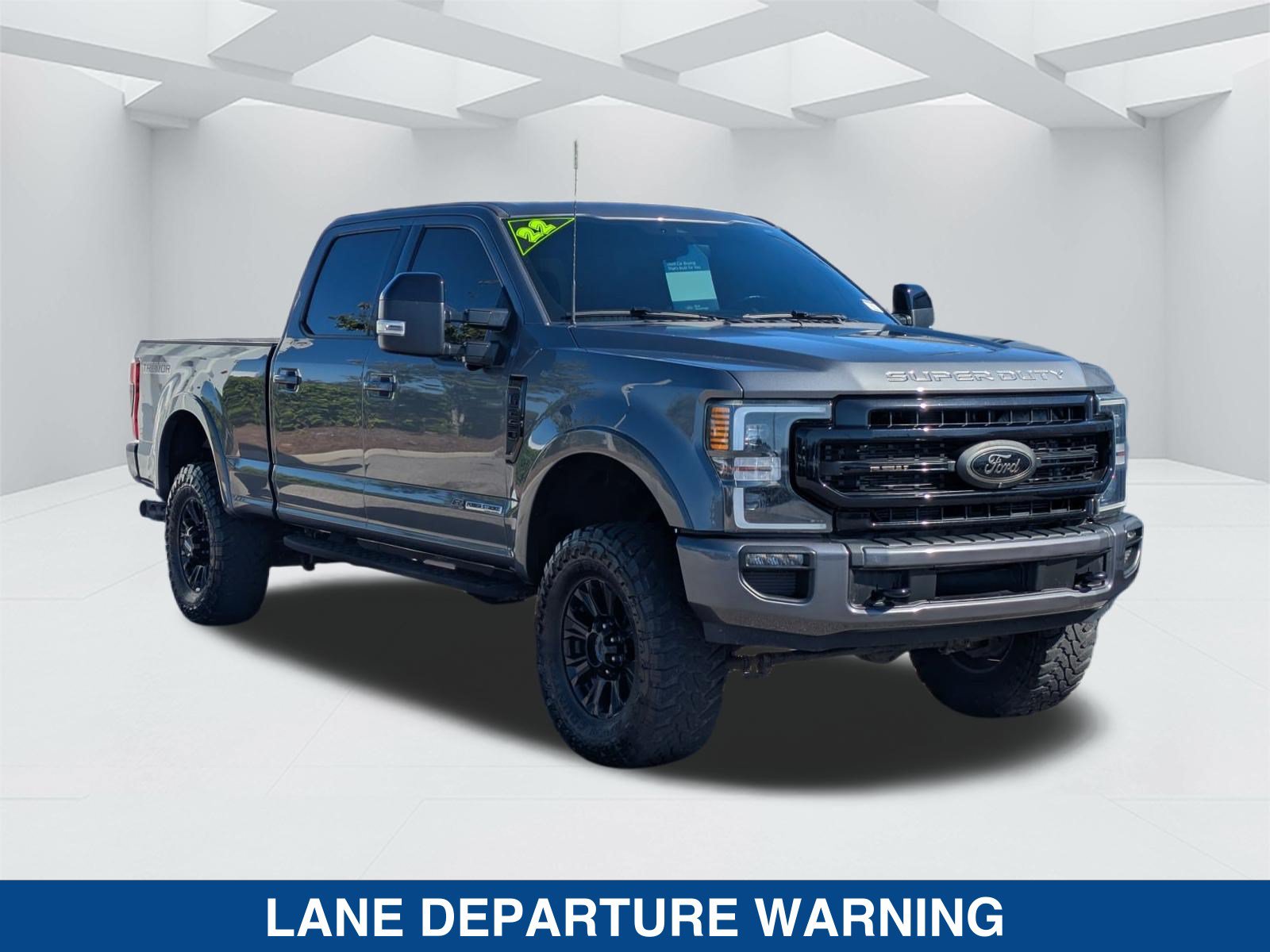 Certified 2022 Ford F250 Lariat w/ Tremor Off-Road Package AWD/4WD image 3