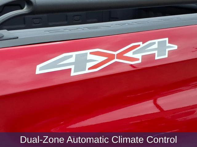 Used 2024 Chevrolet Silverado 1500 RST w/ Protection Package AWD/4WD image 17