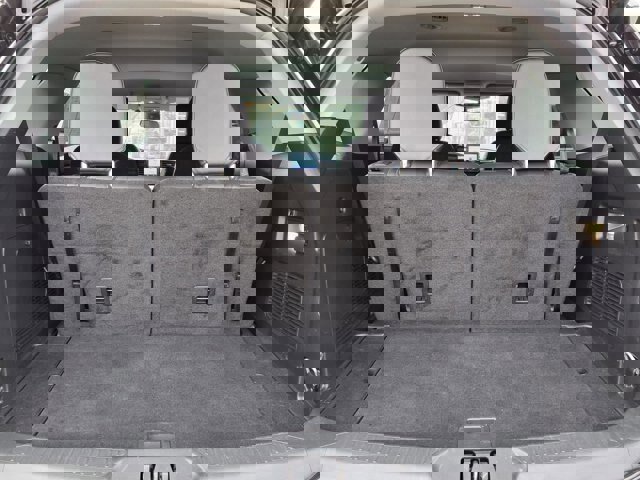 Certified 2024 Ford Explorer XLT w/ Equipment Group 202A image 23