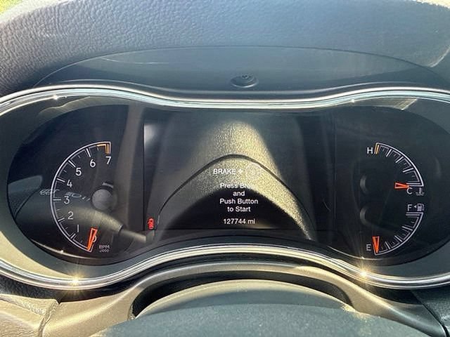 Used 2018 Jeep Grand Cherokee Laredo AWD/4WD image 22