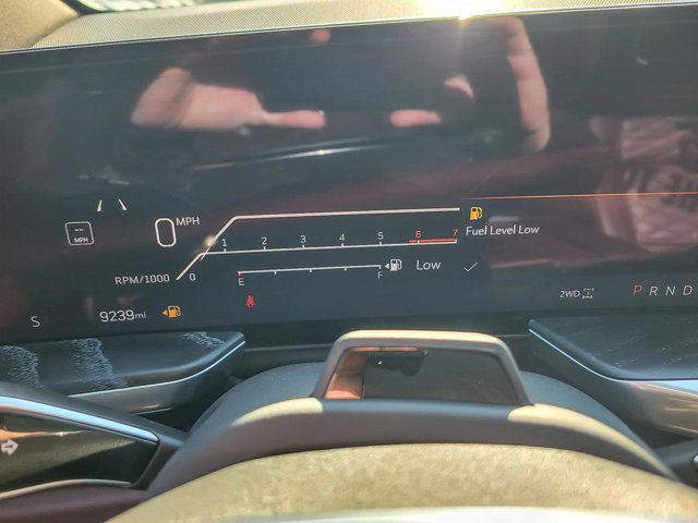 Used 2025 Cadillac Escalade Premium Luxury image 20