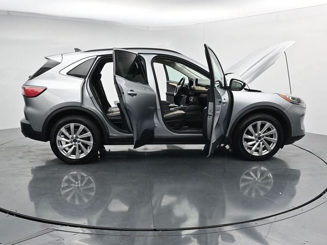 Certified 2022 Ford Escape Titanium w/ Titanium Elite Package AWD/4WD image 38