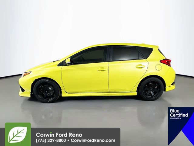 Used 2017 Toyota Corolla iM image 2