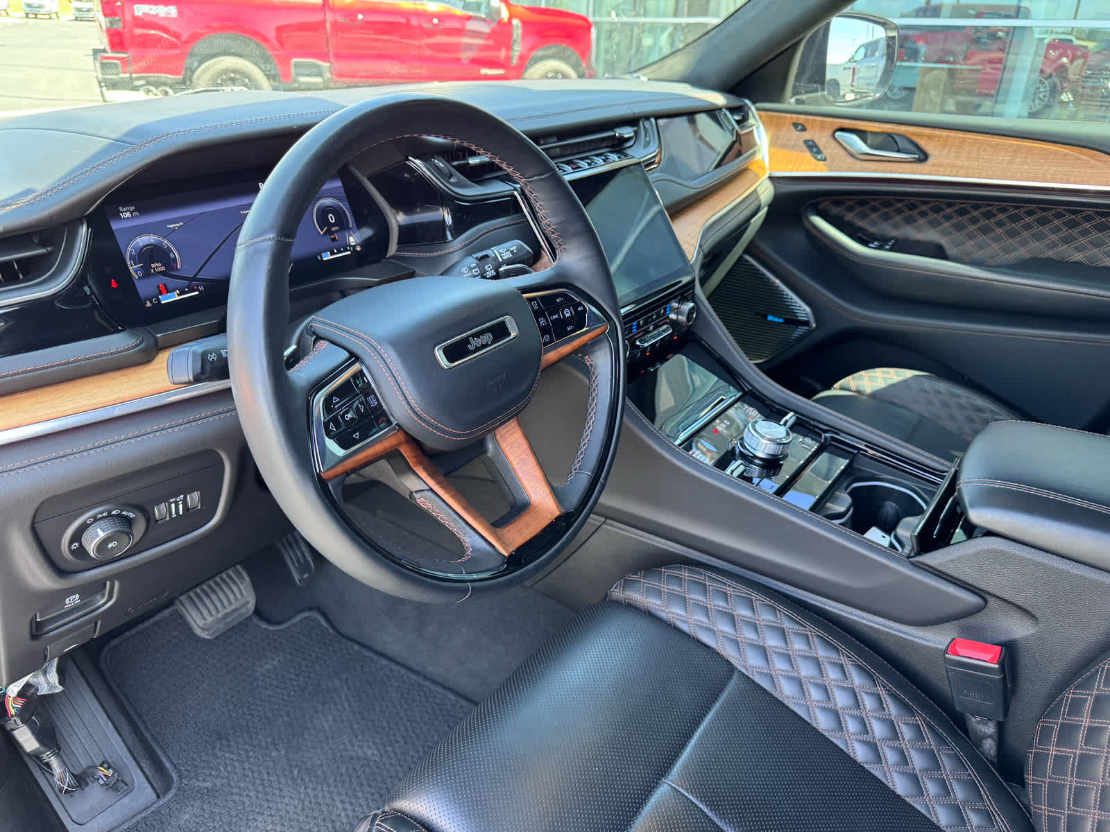 Used 2022 Jeep Grand Cherokee L Summit AWD/4WD image 25