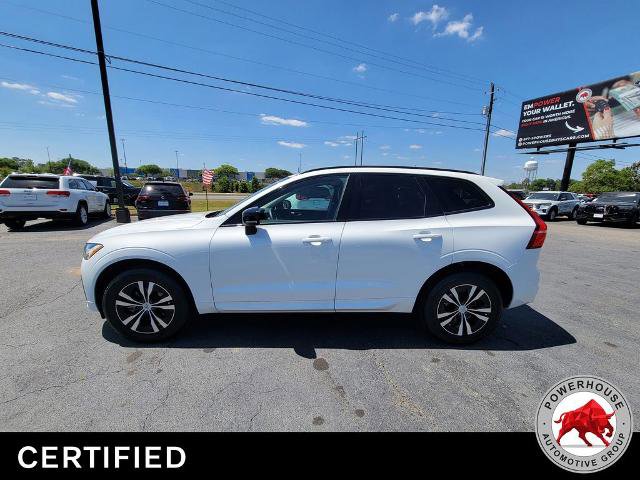 Used 2024 Volvo XC60 B5 Core AWD/4WD image 3