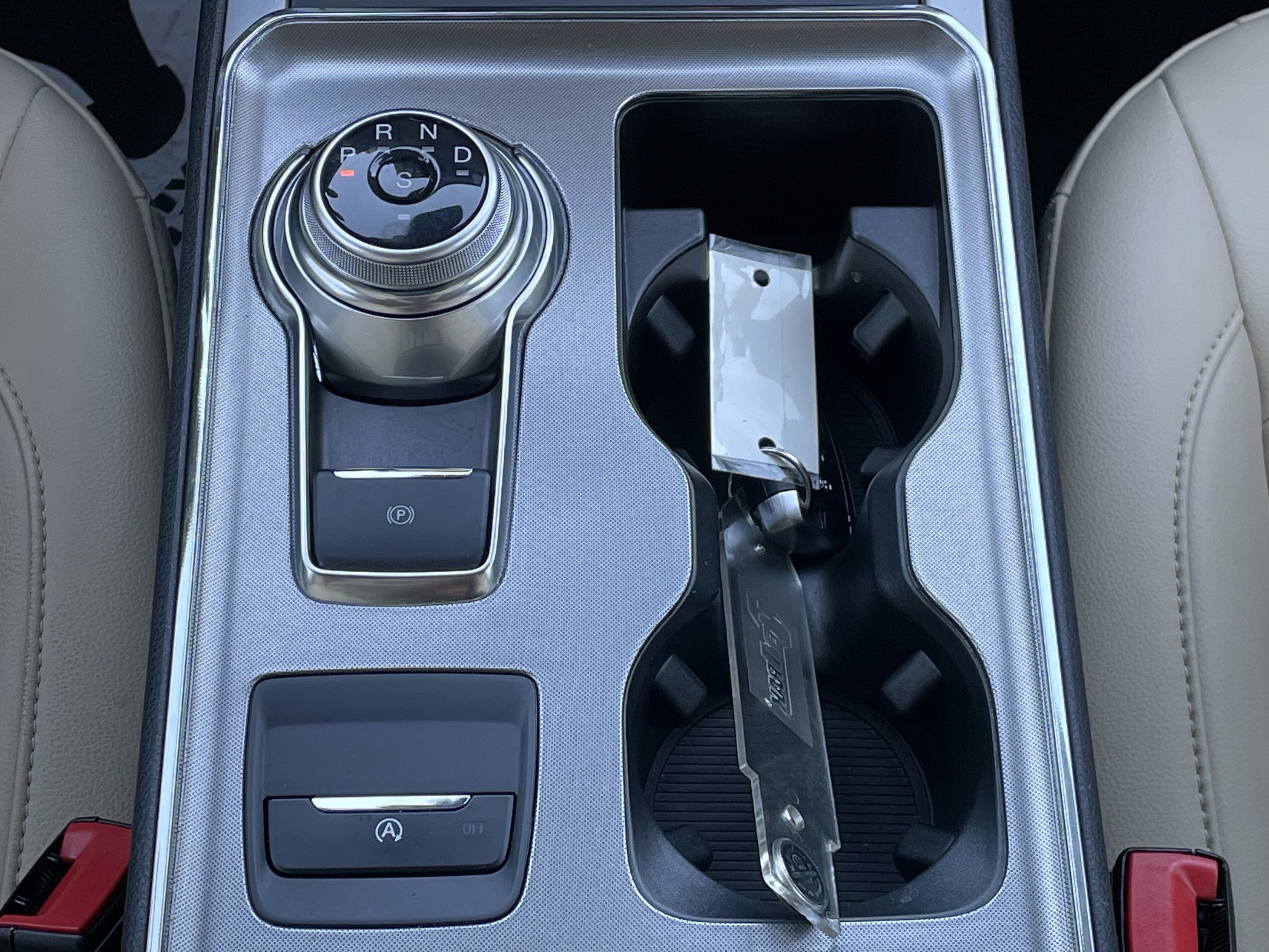 Certified 2022 Ford Edge SEL w/ Convenience Package image 25