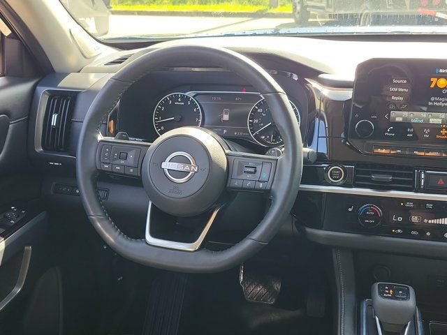 Used 2022 Nissan Pathfinder SL w/ SL Premium Package FWD image 21