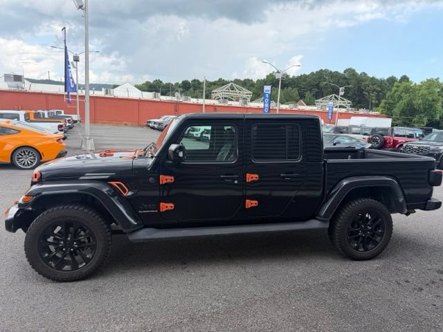 Used 2023 Jeep Gladiator Overland AWD/4WD image 2
