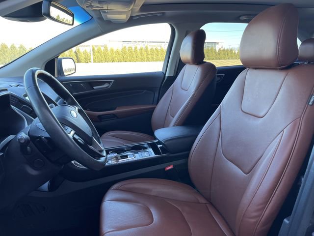 Certified 2019 Ford Edge Titanium w/ Equipment Group 301A image 11