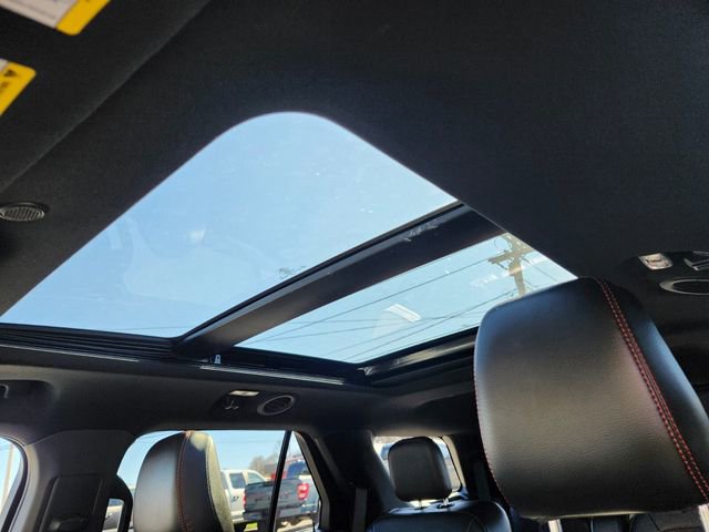 Certified 2023 Ford Explorer ST-Line image 22