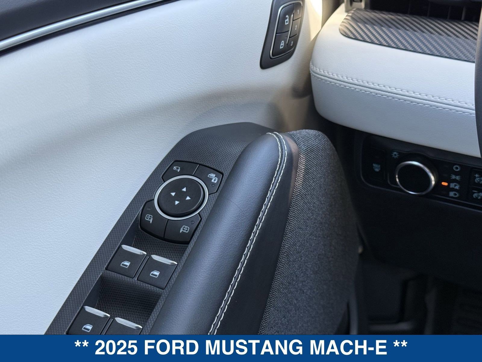 Certified 2025 Ford Mustang Mach-E Premium image 23