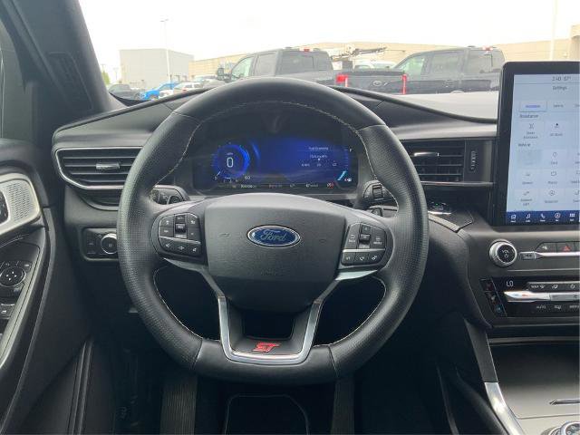 Certified 2020 Ford Explorer ST w/ Premium Technology Package AWD/4WD image 19