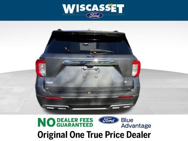 Certified 2022 Ford Explorer XLT w/ Equipment Group 202A image 4