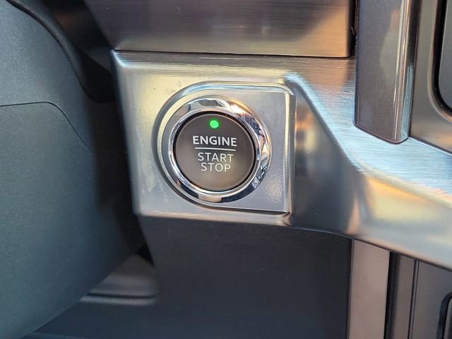 Certified 2023 Ford F150 Lariat w/ Equipment Group 502A High image 19