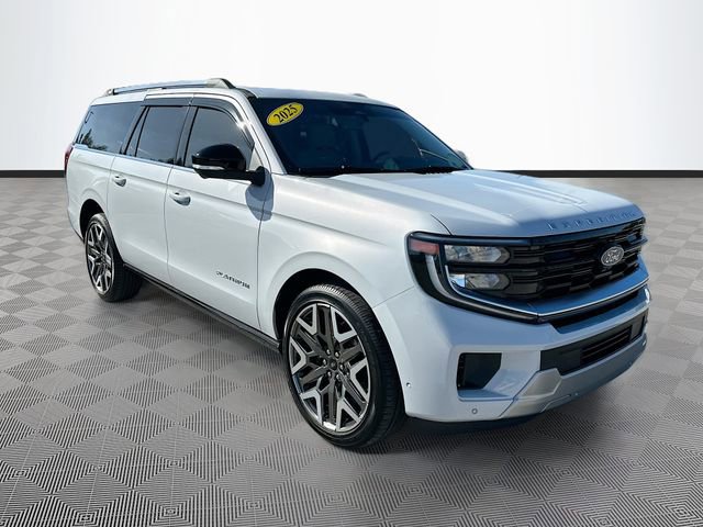 Certified 2025 Ford Expedition Max Platinum w/ Platinum Ultimate Package AWD/4WD image 3