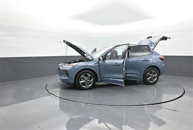 Certified 2023 Ford Escape ST-Line w/ Tech Pack #1 image 37