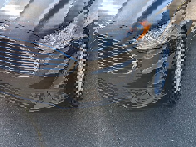 Certified 2020 Ford Fusion SE image 10