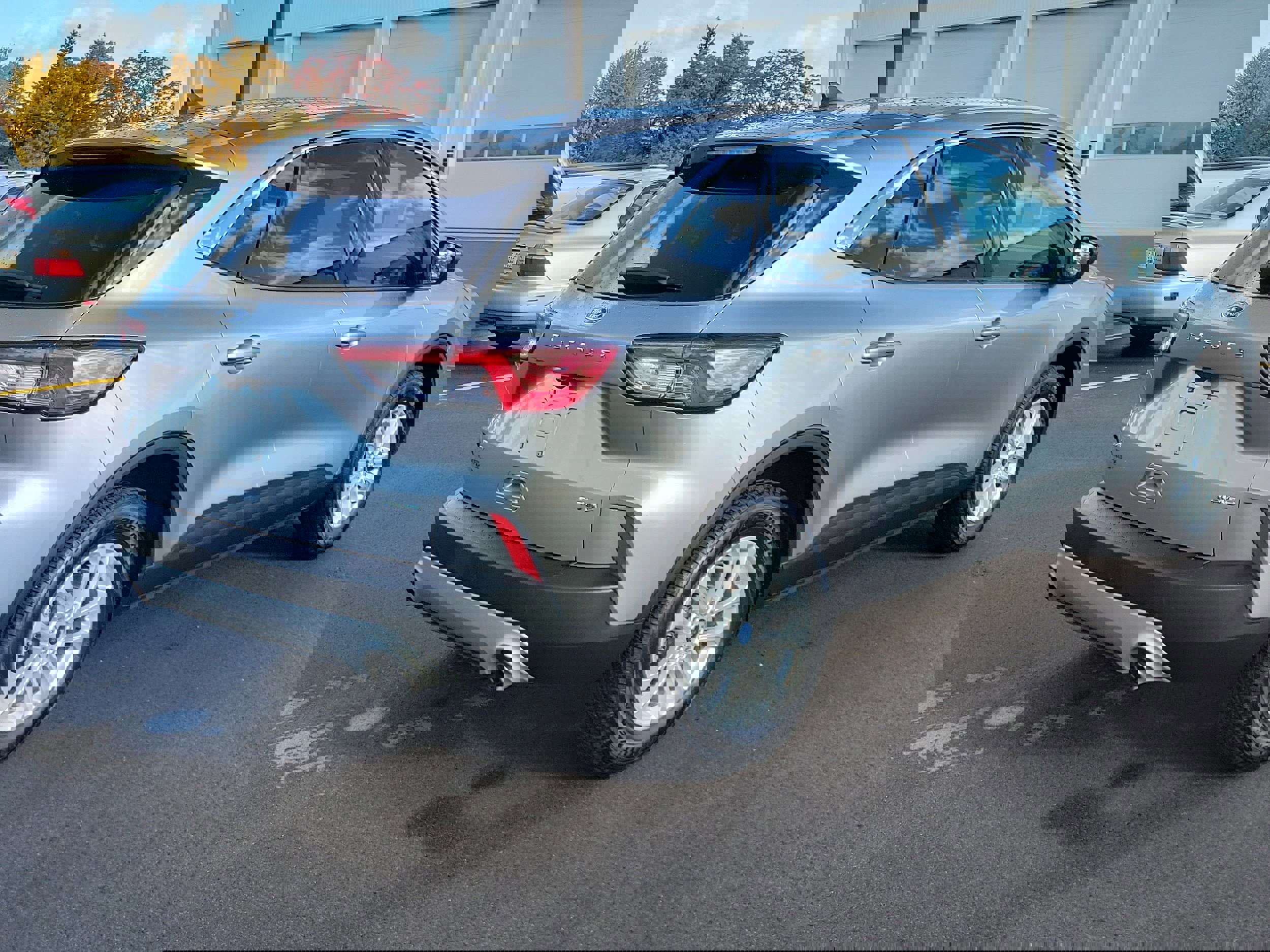 Certified 2022 Ford Escape SE w/ Convenience Package image 3