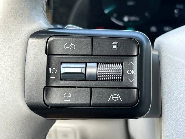 Used 2026 Hyundai Palisade SEL FWD image 25