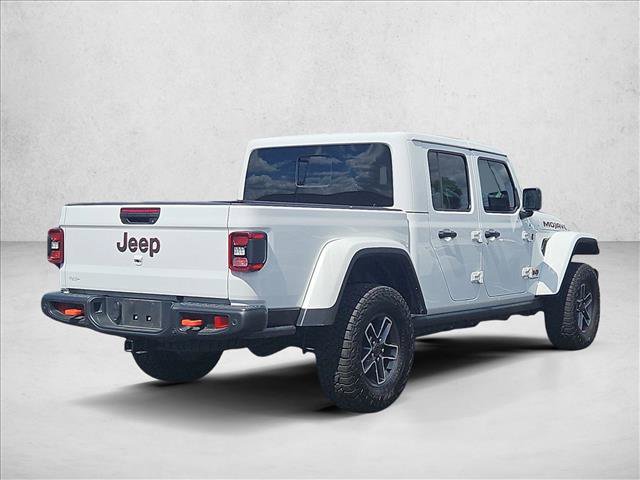 Used 2025 Jeep Gladiator Mojave AWD/4WD image 6