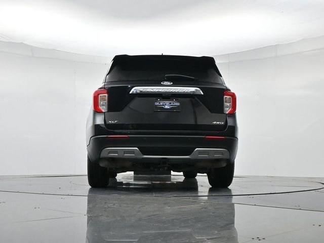 Certified 2021 Ford Explorer XLT w/ Equipment Group 202A AWD/4WD image 40