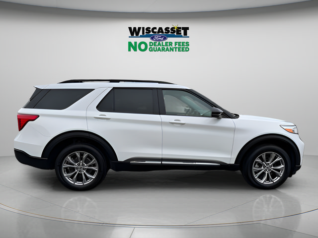 Certified 2023 Ford Explorer XLT w/ Equipment Group 202A AWD/4WD image 6