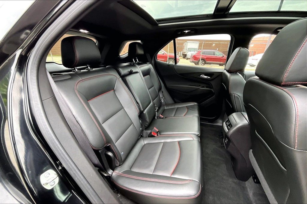 Used 2024 Chevrolet Equinox RS w/ RS Leather Package AWD/4WD image 26