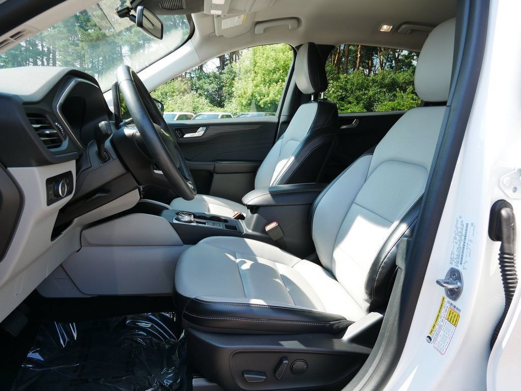 Certified 2023 Ford Escape Platinum AWD/4WD image 14