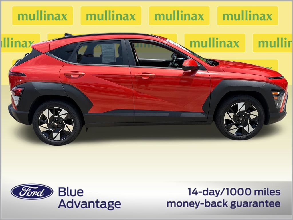 Used 2024 Hyundai Kona SEL FWD image 2
