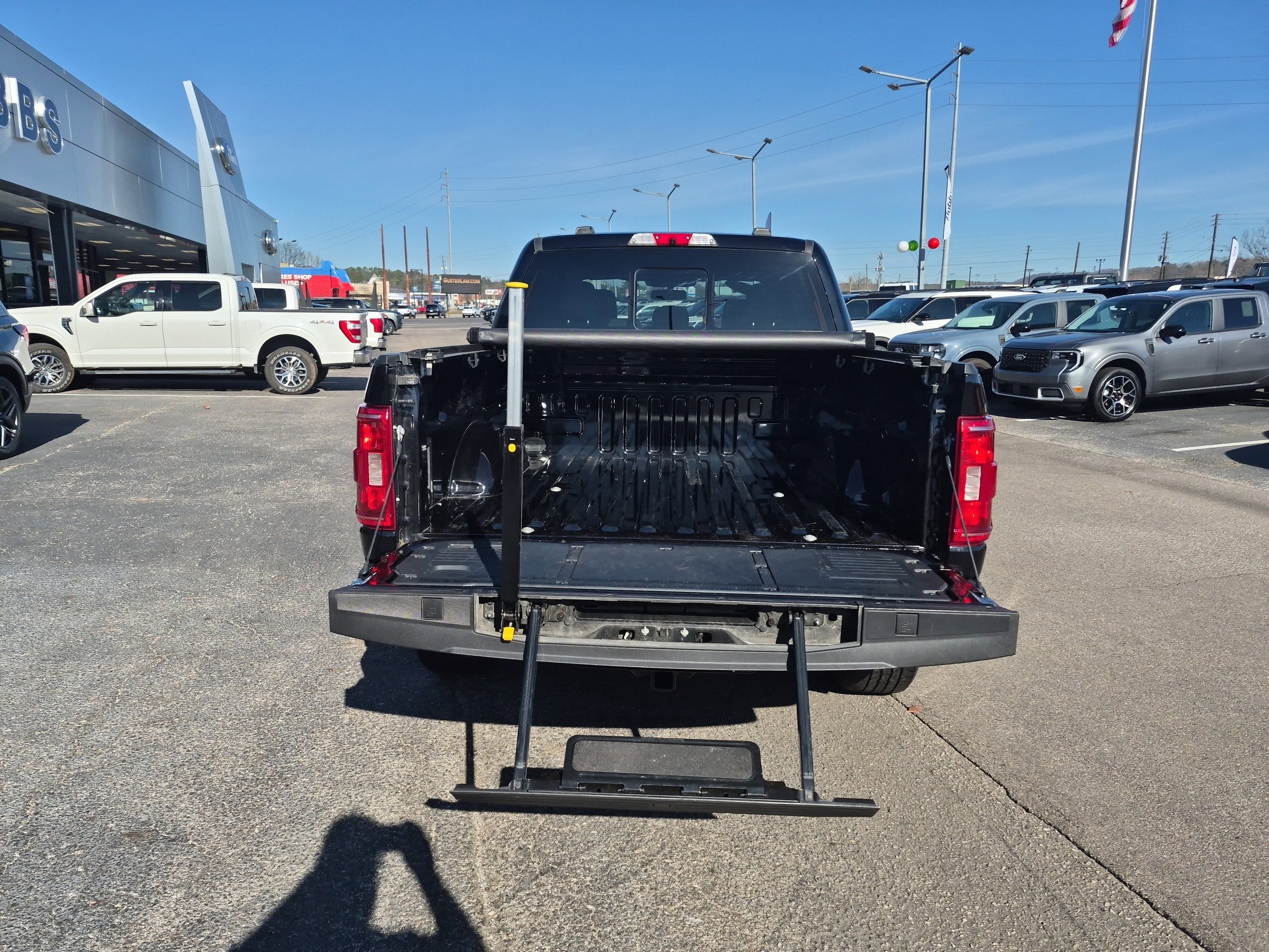 Certified 2022 Ford F150 XLT w/ Equipment Group 302A High image 8