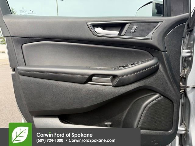 Certified 2024 Ford Edge SE w/ Black Appearance Package AWD/4WD image 20