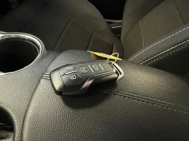 Certified 2017 Ford Mustang V6 image 27