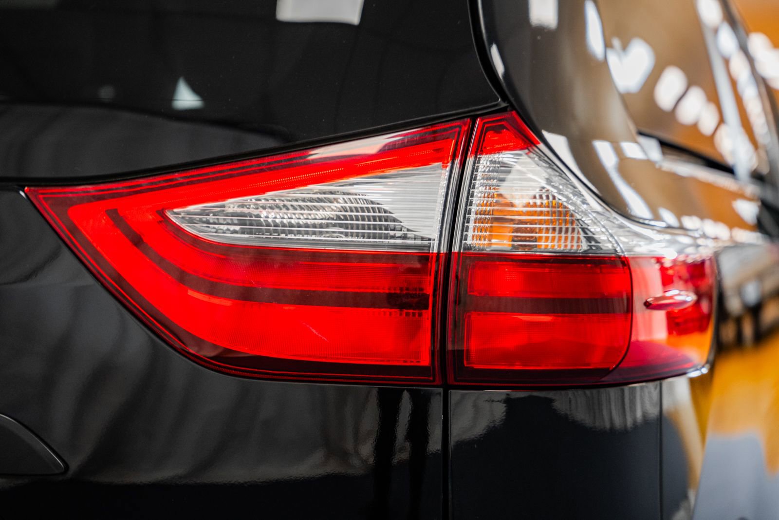 Used 2020 Toyota Sienna L image 14