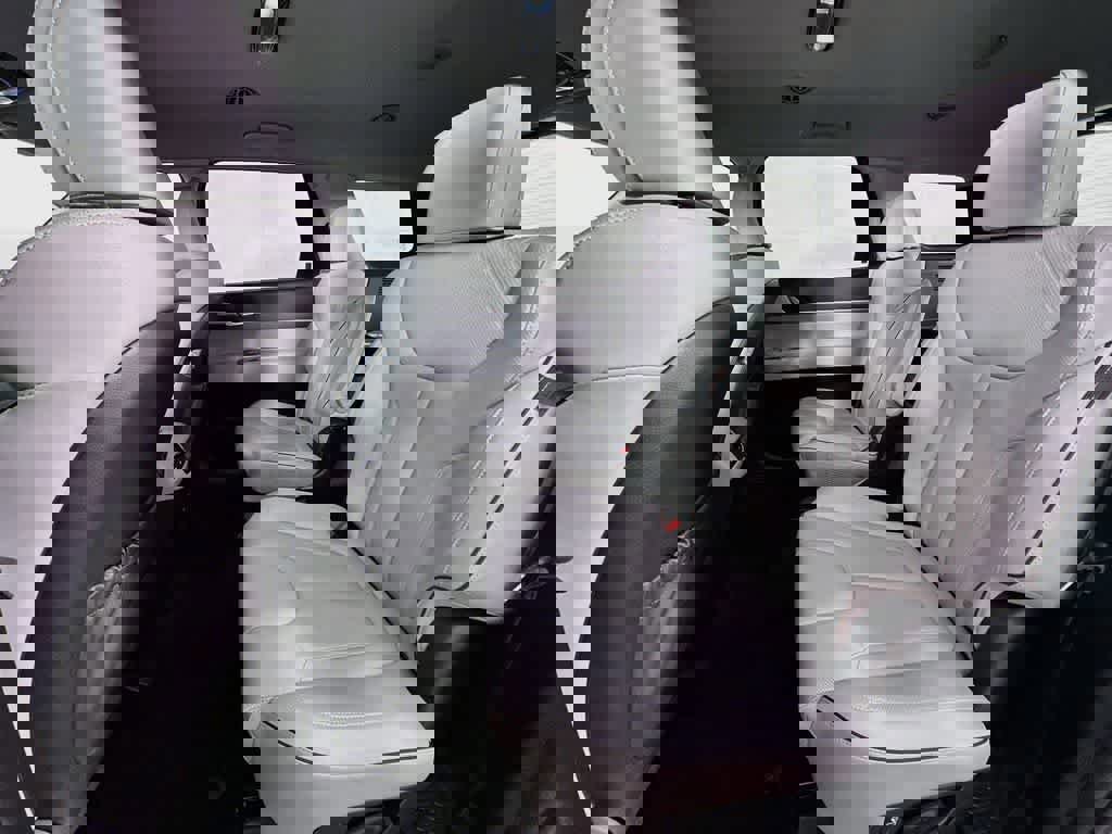 Used 2023 Hyundai Palisade SEL w/ Cargo Package FWD image 16