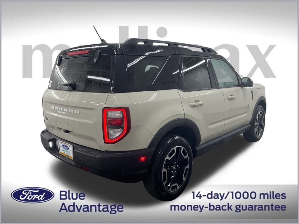 Certified 2024 Ford Bronco Sport Outer Banks w/ Tech Package image 5