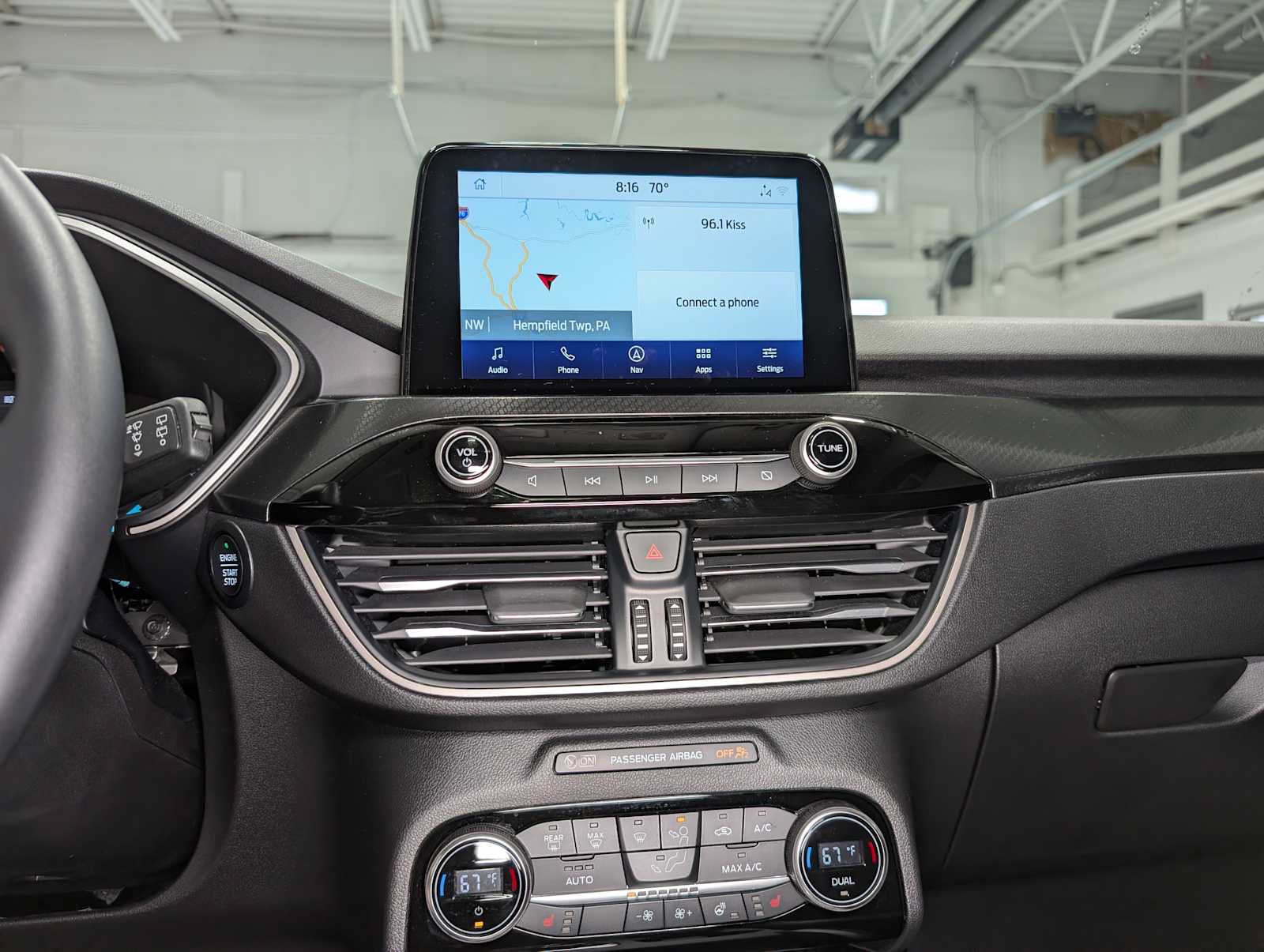 Certified 2021 Ford Escape SEL w/ SEL Stealth AWD Package image 32