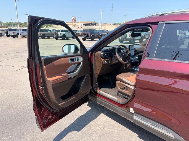 Certified 2022 Ford Explorer King Ranch w/ Class IV Trailer Tow Package AWD/4WD image 9
