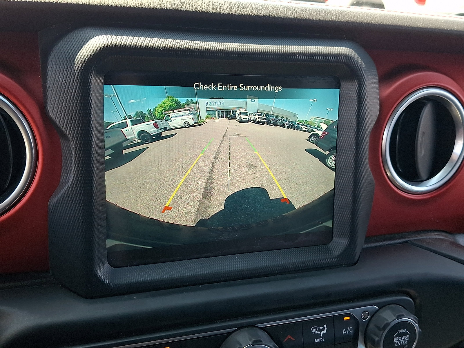 Used 2020 Jeep Wrangler Unlimited Rubicon AWD/4WD image 25