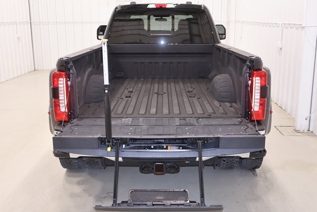 Certified 2024 Ford F450 XLT w/ 360-Degree Camera Package image 40