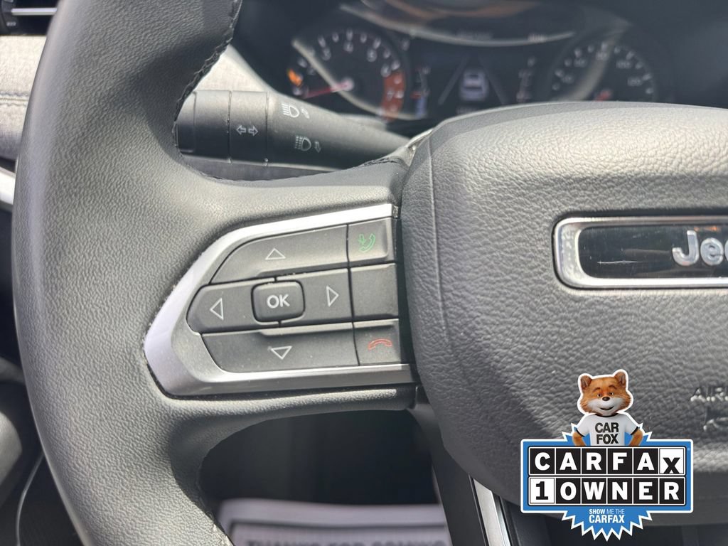Used 2024 Jeep Compass Latitude AWD/4WD image 32