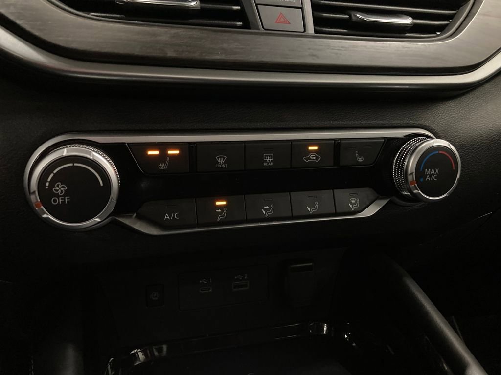 Used 2024 Nissan Altima 2.5 SV w/ SV Premium Package image 29