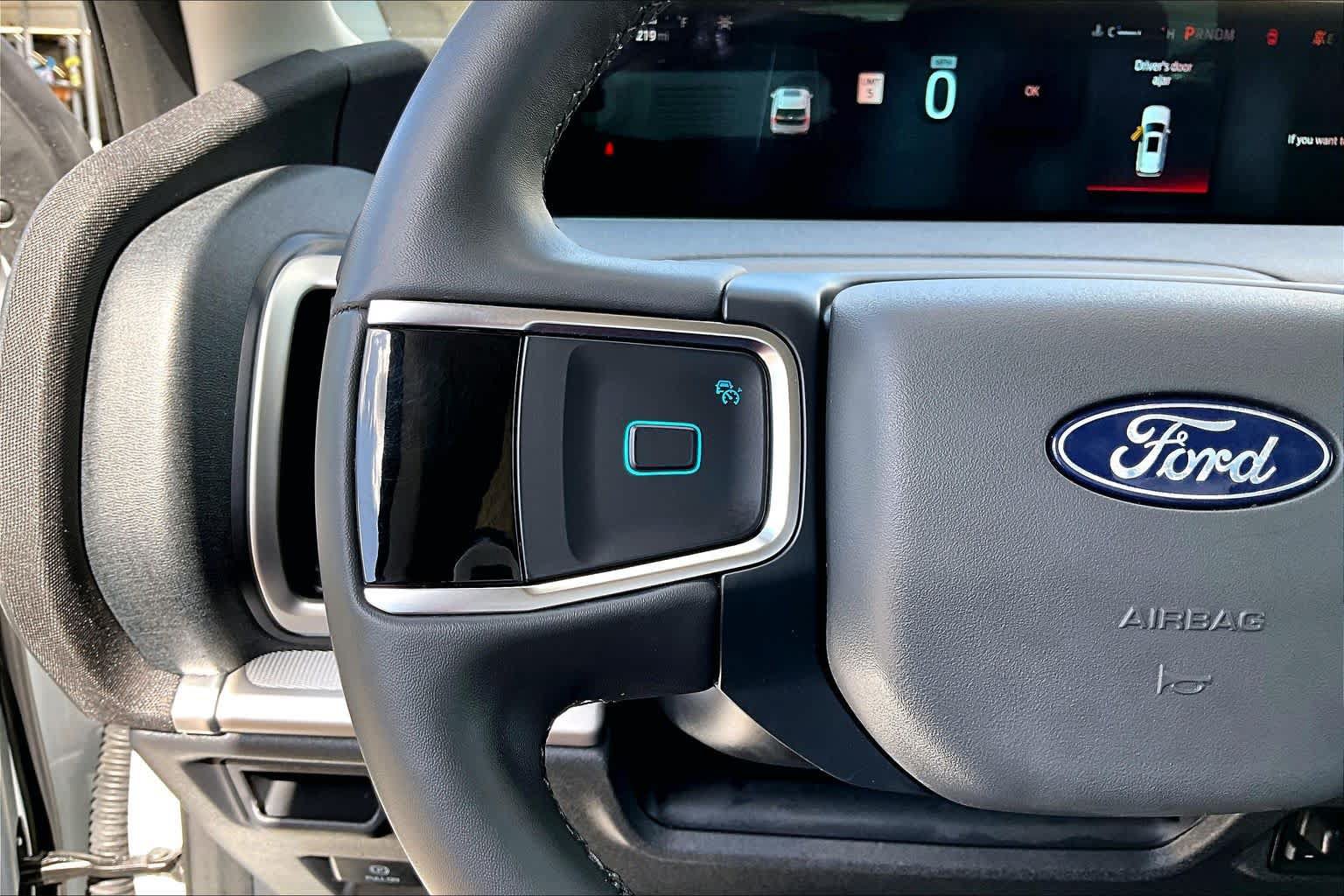 Certified 2025 Ford Expedition Active RWD image 24