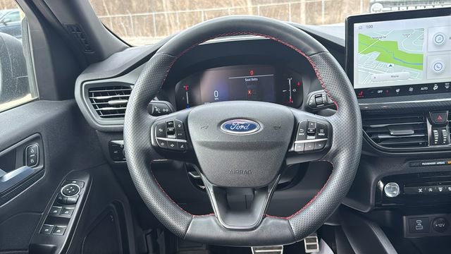 Certified 2023 Ford Escape ST-Line w/ Tech Pack #1 image 16