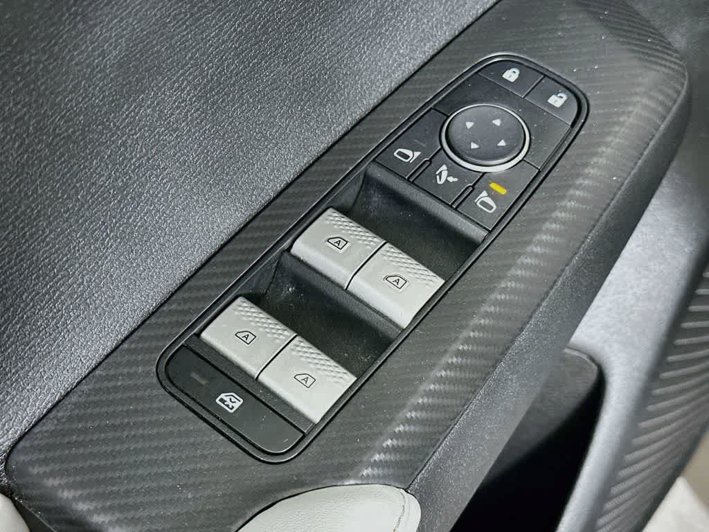 Used 2024 Mitsubishi Outlander SEL FWD image 29