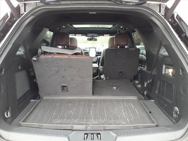 Certified 2023 Ford Explorer Platinum w/ Technology Package image 27