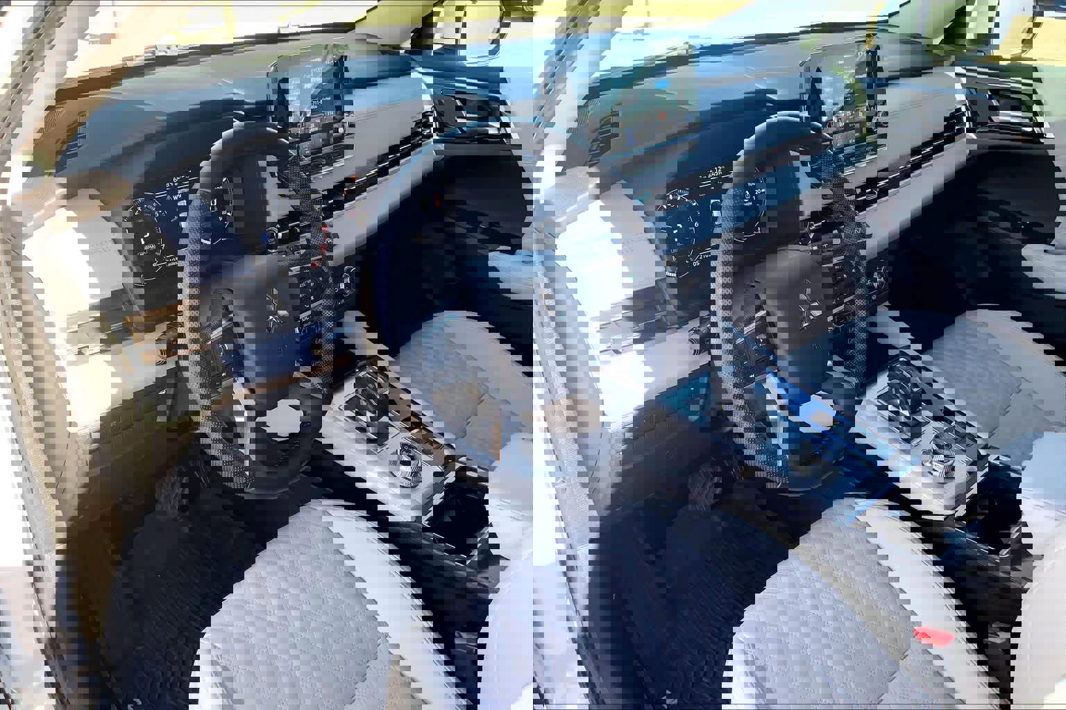 Used 2023 Mitsubishi Outlander SEL image 17