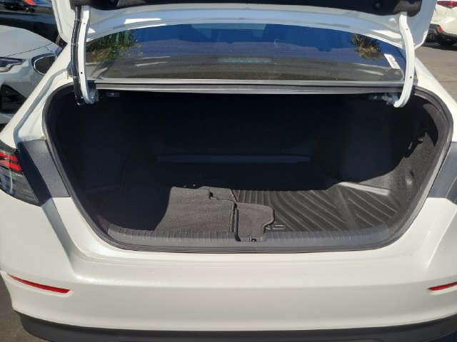 Used 2024 Honda Accord EX image 22