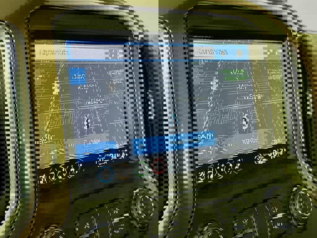 Used 2021 Chevrolet Silverado 1500 High Country w/ Technology Package image 27