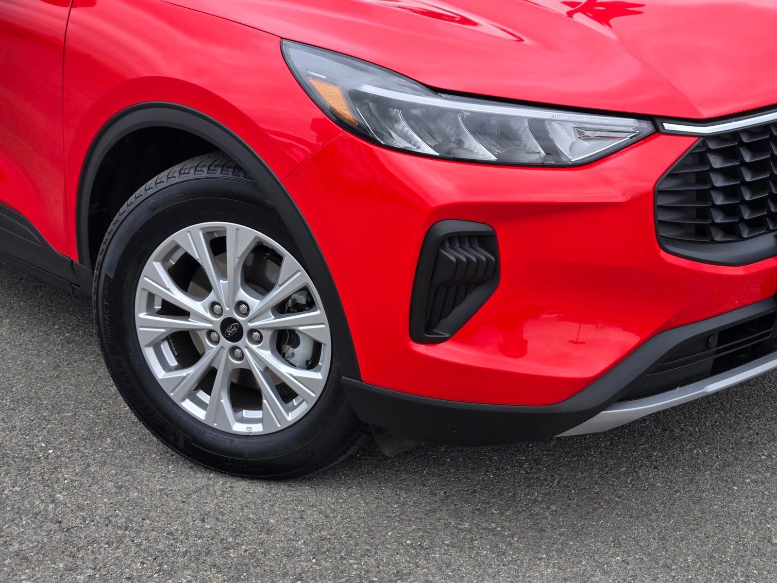 Certified 2024 Ford Escape Active FWD image 9