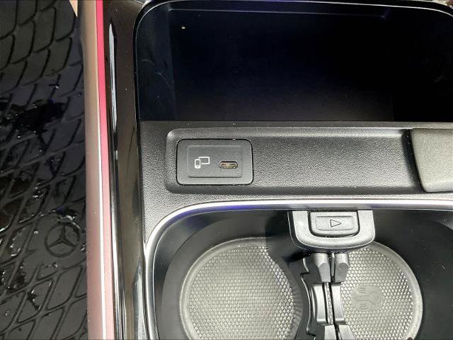 Used 2023 Mercedes-Benz GLB 250 4MATIC image 18